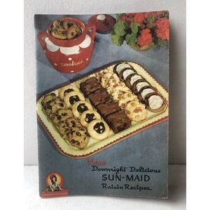 Vintage Recipe Booklet Sun-Maid Raisin Illustrated Fruit Cake Cookies Fresno CA